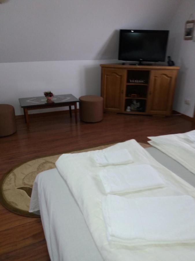 Casa Vlasea Albesti Sighisoara Bed and Breakfast Eksteriør billede
